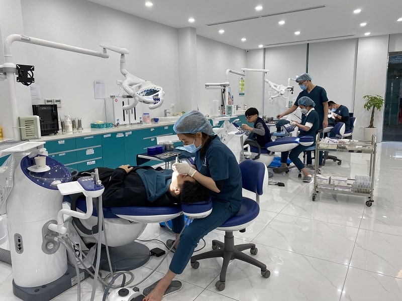 Nhổ răng số 8 tại Hanseoul