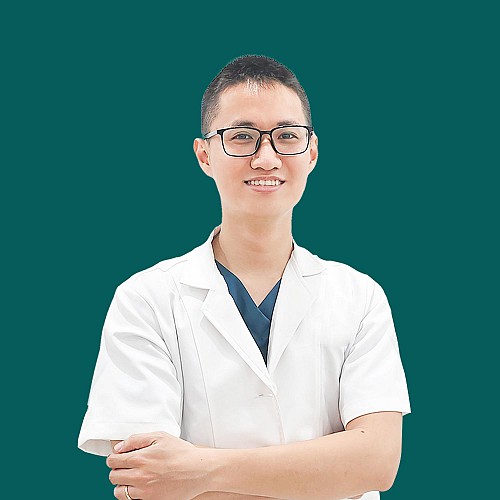 Bác sĩ Trần Văn Phú