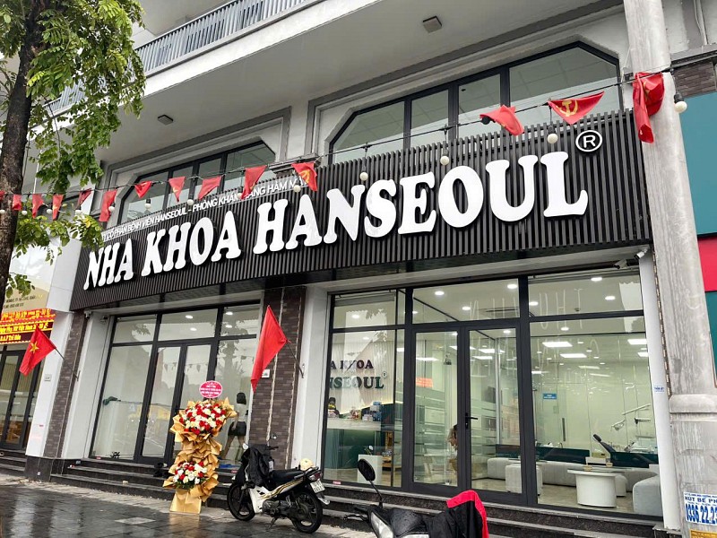 Địa chỉ niềng răng – trồng răng Implant uy tín tại Hạ Long, Quảng Ninh Địa chỉ niềng răng – trồng răng Implant uy tín tại Hạ Long, Quảng Ninh